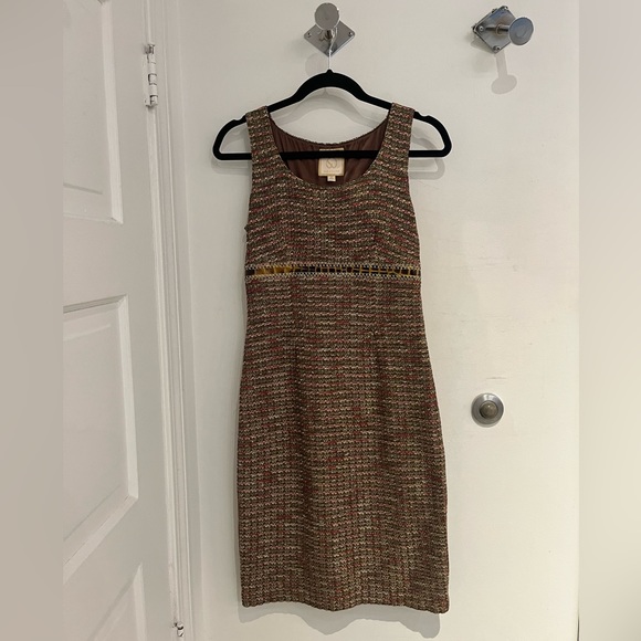 St. John Two Piece Set - Picture 3 of 7